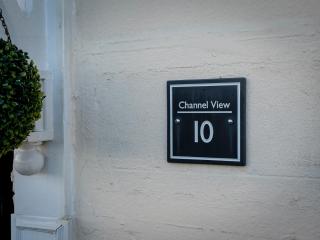 Channel View Guest House - Weymouth - 1