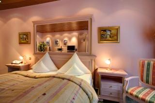 Hotel-Restaurant Barbarossahof - Kaiserslautern - 2
