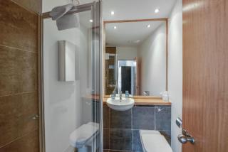 Super Prime City Centre Modern 3 Bed Apartment - Liverpool - 5
