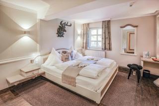 Hotel Restaurant Der Engel, Sasbachwalden - Sasbachwalden - 2