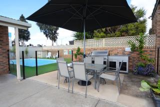 Sandhurst Motor Inn Bendigo - Bendigo - 1