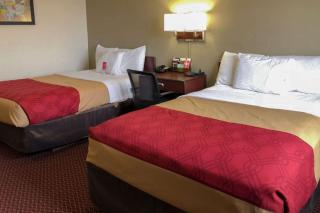 Days Inn by Wyndham Somerset PA I-70 I-76 - 9