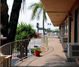 Century Inn at LAX - Inglewood - 9