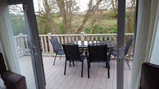 Bock Retreat Lodge 54 with Hot Tub - Felton - 4