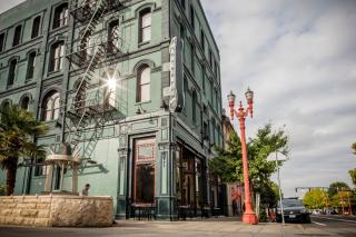 The Society Hotel - 9
