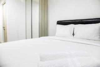 Nice View Studio at Azalea Suites Apartment By Travelio - 8