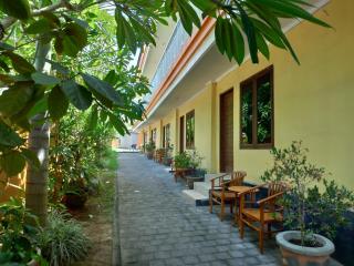 Balangan Paradise Hostel and Restaurant - 9