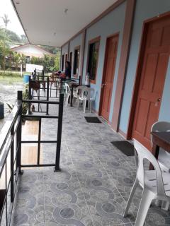 cubby's guesthouse - San Vicente - 4