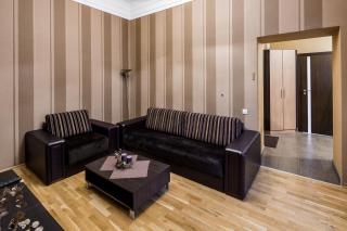 Svobody Avenue 10 - 3