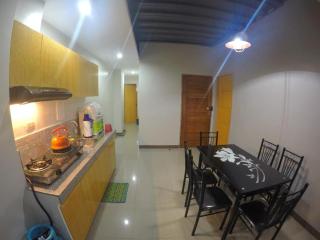 Modern Apartment 301 - 3