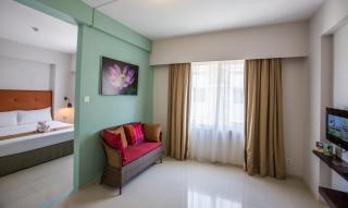 Ananta Legian Hotel - Legian - 4