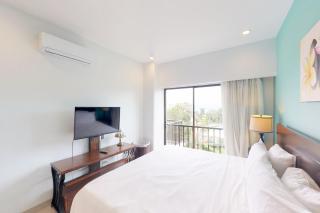 Jaco Bay 6803 - 5