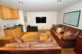 Courtside Townhomes - 6