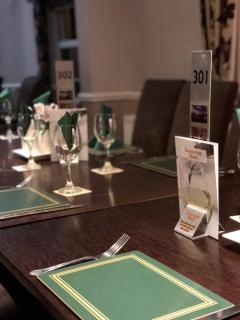 The Racehorses Hotel - 8