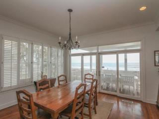 Ocean Boulevard 802 - 9