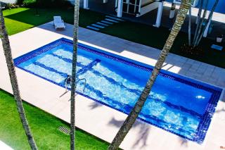 Apto a 70 metros da praia, Piscina, 03 Ar Condicionados, Vaga de Garagem - Florianópolis - 4