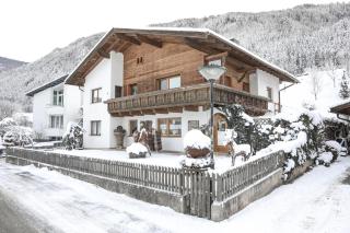 Haus Lutt - Ried im Oberinntal - 9