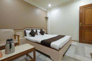 Hotel Good Night - Ahmedabad - 5
