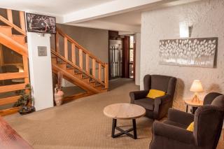 Hotel Board - 8