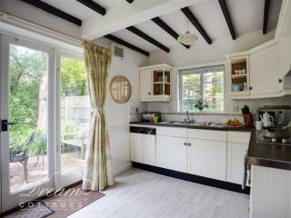 Little Berwick Cottage - Burton Bradstock - 7