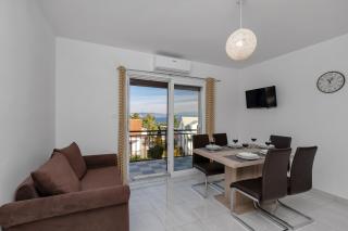 Apartments Sunshine - Jelsa - 7