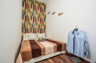 Timeless Apartment with FREE Private PARKING - 7