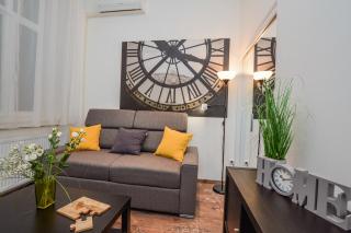 Timeless Apartment with FREE Private PARKING - Budapest - 8