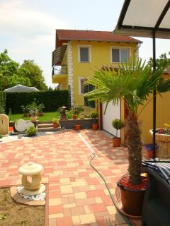 Yellow Apartmanház - Bük - 2