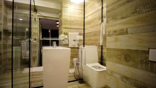 18 Faces with free drop off to Galle Fort by TukTuk - 7