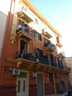 4 Via Valona - executive luxury apartment - Bari - 2