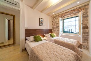 Luxury San Giovanni Apartment 1 - 4