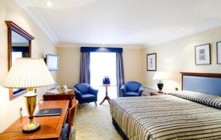 Manor Hotel Solihull, BW Signature Collection - Bickenhill - 3