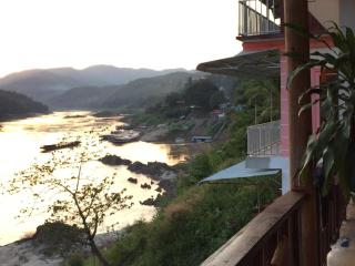 Janh Ya Phone Guesthouse - 2