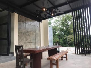 LE LODGE MANSION - 1