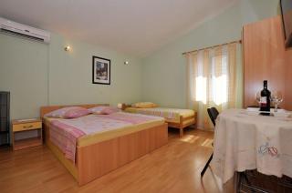 Apartments with a parking space Makarska - 14091 - Makarska (Macarsca) - 2