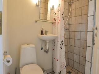 Four-Bedroom Holiday Home In Tarm - Tarm - 8