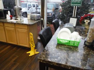 Budgetel Inn & Suites Hotel - 7