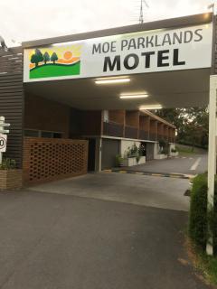 Moe Parklands Motel - Moe - 3