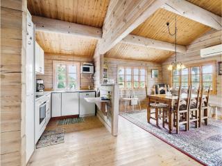 Four-Bedroom Holiday Home In Glesborg - 5