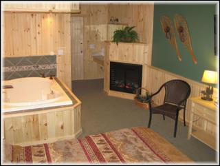 Vacationland Inn & Suites - 4