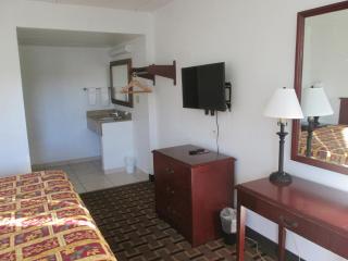 Budget Inn - Cocoa - 5
