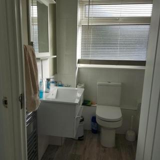 Fully equipped Large 3 bedroom - Bishop's Stortford - 5