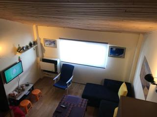 Room 46 - 5
