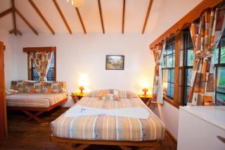Las Rocas Resort and Dive Center - West Bay - 6