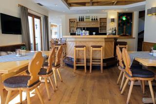 Hotel Garni Hubertushof - Fiss - 2