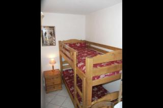 appartement gentiane 4personnes dans gite "la maison d'augustin" classé 3 étoiles,la tour,73530 st jean d'arves - Saint-Jean-dʼArves - 4