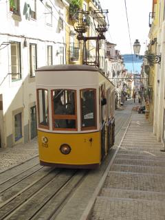 BL Bairro Alto famous BICA Funicular street view - Lisbona - 7