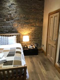 The Rake Tapas Accommodation - Littleborough - 9