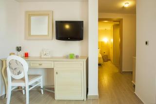 Core Hotel - Polykhrono - 1