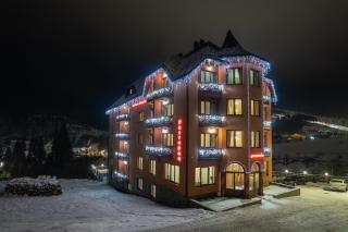 Alpin Hotel - Bukovel - 0